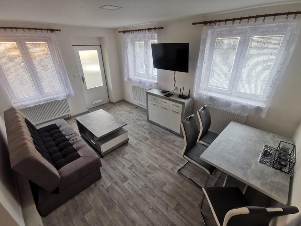 Apartman Zuzka Jeseník エクステリア 写真